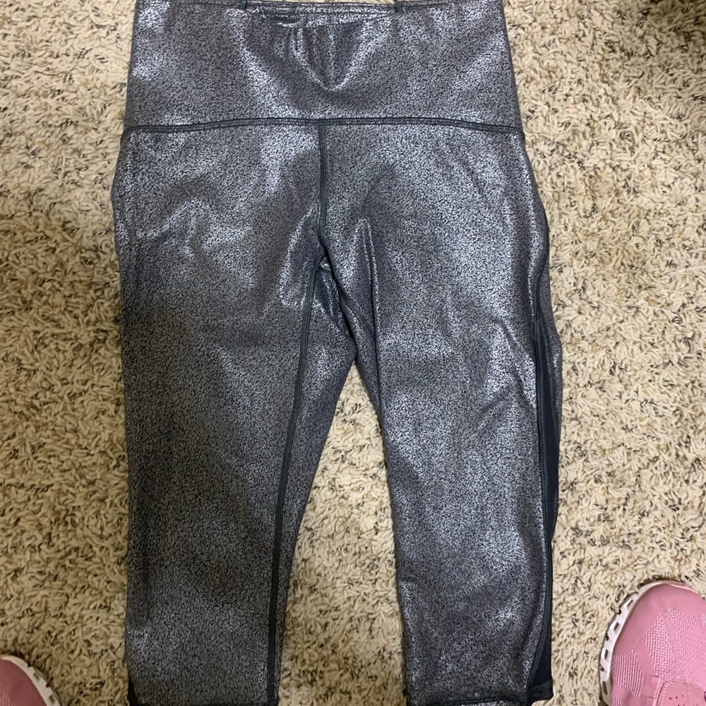 lululemon cropped leggings